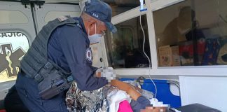Paramédicos atienden parto en la colonia La Aldea de Morelia