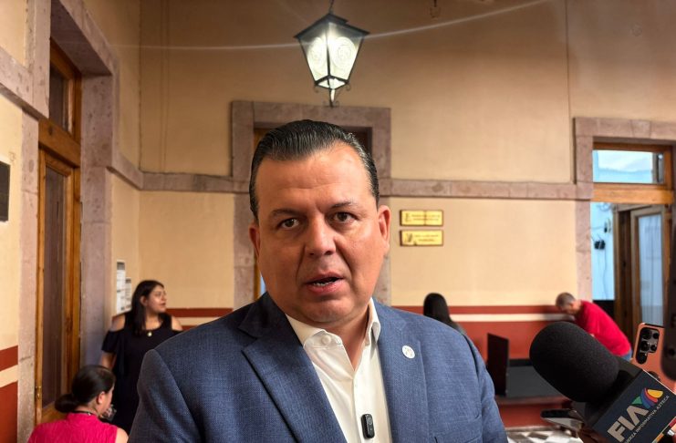 Llama PRI “tribuna campañera” a ruedas de prensa de Baltazar Gaona