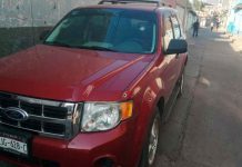Localizan camioneta baleada en la colonia San Pablo de Jacona