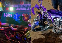 Adolescente herida al chocar su moto contra la glorieta 5 de Mayo