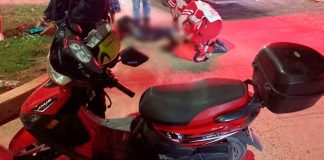 Se accidenta mujer motociclista en la región de Huetamo