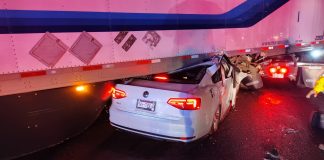 Jefe de asesores del Ayuntamiento de Uruapan y su hermano, los fallecidos en choque de auto contra caja de tráiler en la Morelia-Pátzcuaro