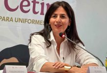 Ya inició la entrega de tarjetas de la Beca Rita Cetina para Primaria