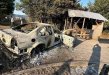 Delincuentes incendian vehículo y caseta de vigilancia en Zirahuén