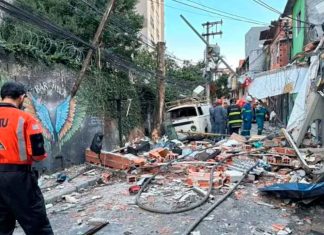 Fuerte explosión en un mercado de Pakistán deja víctimas mortales y más de 20 heridos