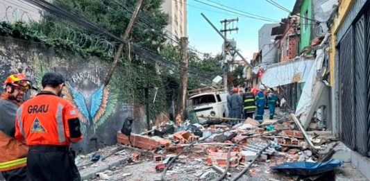 Fuerte explosión en un mercado de Pakistán deja víctimas mortales y más de 20 heridos