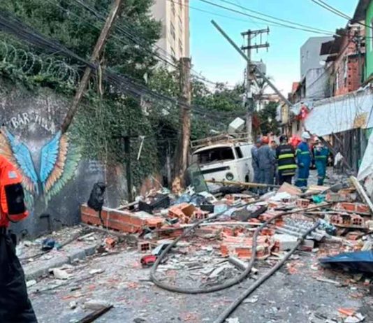 Fuerte explosión en un mercado de Pakistán deja víctimas mortales y más de 20 heridos