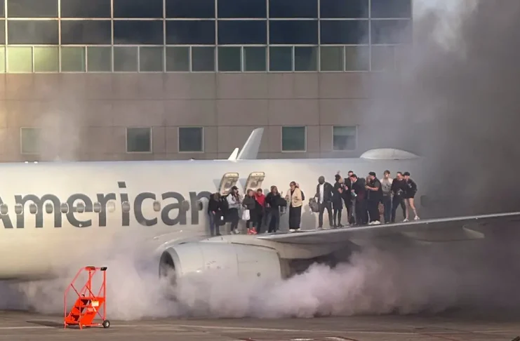 #Video || Avión de Frontier impacta a intruso en pista del aeropuerto de Denver; evacúan a más de 200 pasajeros