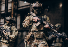 Regresan desde Rusia 18 peruanos tras engaño para ir a la guerra contra Ucrania