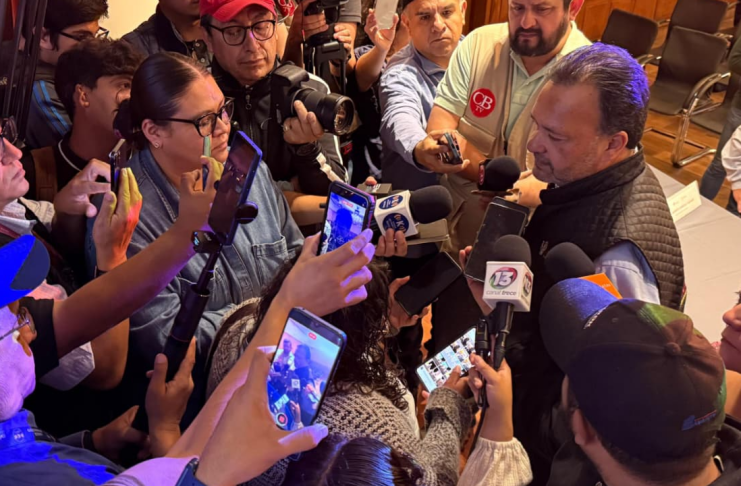 Prensa libre, pilar de la vida democrática: Julio Arreola