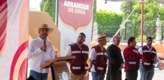 Alexis Velázquez impulsa la restauración del atrio parroquial en Huandacareo