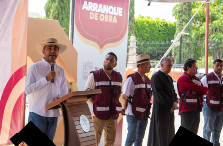 Alexis Velázquez impulsa la restauración del atrio parroquial en Huandacareo