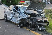 Mujer fallece en choque vehicular sobre la Morelia-Pátzcuaro; hay un herido