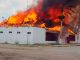 Incendio arrasa parador turístico en Yucatán por presunto cortocircuito.