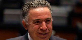 #VIDEO // Enrique Inzunza vuelve al Senado tras pedir licencia por unas horas