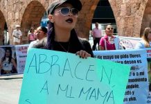 Madres buscadoras continúan marchando por sus desaparecidos