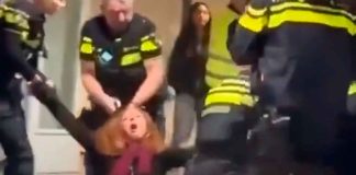 #Policía tira al suelo a una mujer embarazada