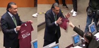 #VIDEO // Noroña denuncia provocación con playera con leyendas “NARCO Morena” y anuncia queja formal contra el PVEM