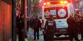 Oficial de la SSC dispara y quita la vida a un presunto agresor durante riña vecinal