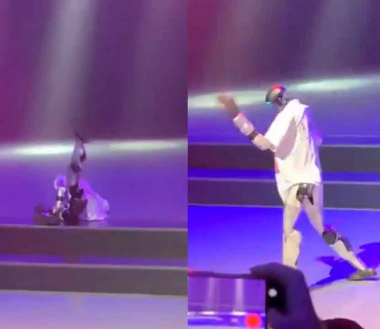 #VIDEO // El bochornoso momento en que un robot bailarín se desploma durante una exhibición tecnológica