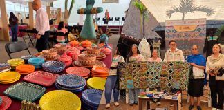 Santa Cruz celebra el bordado de “vida de rancho” en Tzintzuntzan