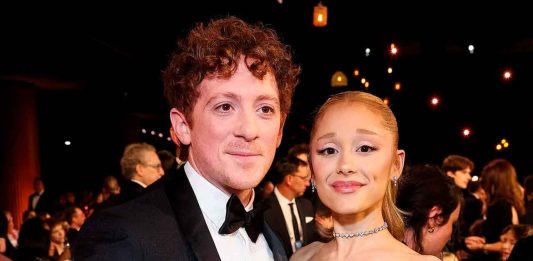 Tras un inicio polémico y 3 años juntos, Ariana Grande y Ethan Slater se separan