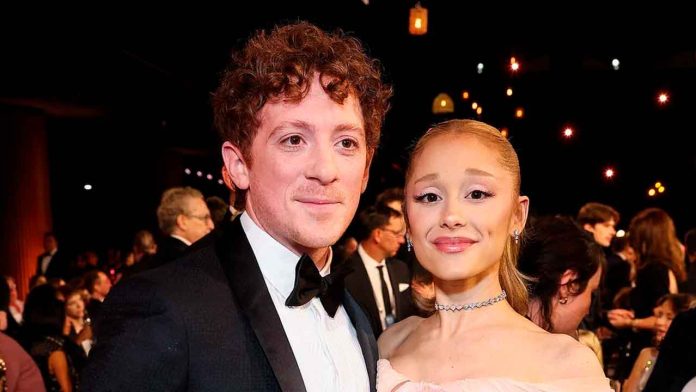 Ariana-Grande-y-Ethan-Slater-terminan-su-relación