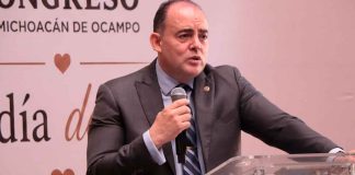 Congreso de Michoacán denuncia daños a su fachada tras protesta del Movimiento del Sombrero