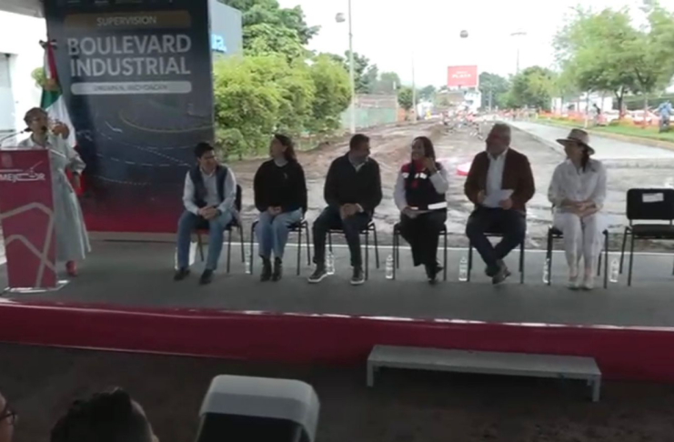 Síndica de Uruapan llama “presidente” al gobernador Alfredo Ramírez Bedolla: “Lo vi en el futuro”