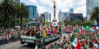 #VIDEO // La fiesta del futbol toma Reforma: miles salen a las calles para vivir la celebración