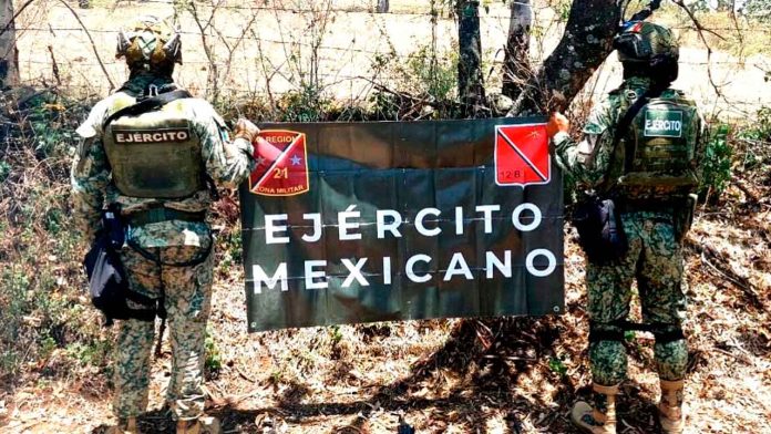 Ejército-Mexicano-halla-tres-fusiles-y-cartuchos-útiles-cerca-de-El-Calvario
