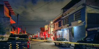 Sujetos en motocicleta matan a un hombre en la colonia El Realito, Morelia