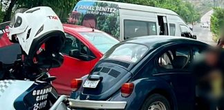Se registra choque entre dos autos cerca de Villas Oriente, en Morelia