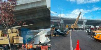 Tractocamión que transportaba una trabe ballena queda atorado en el Distribuidor Vial de Salida a Mil Cumbres