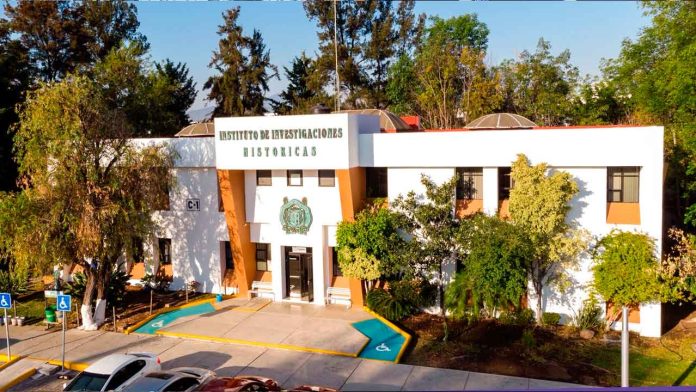 Universidad-Michoacana,-fomenta-la-preservación-de-la-lengua-p’úrhépecha