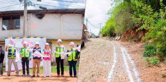 Dayana Pérez arranca obra de pavimentación en calles de Santa Clara del Cobre