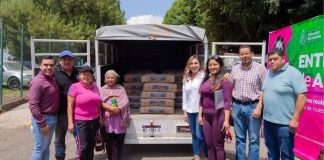 Más de 200 familias de Salvador Escalante reciben apoyo para mejorar sus viviendas: Dayana Pérez