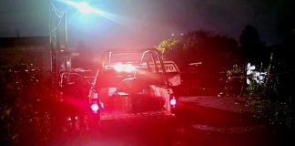 Hallan cadáver encobijado y putrefacto al oriente de Uruapan