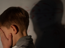 Imputan a 10 hombres por la violación sistemática de un niño de 5 años bajo sumisión química