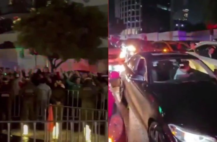 #VIDEO // Afición mexicana lleva serenata y pirotecnia al hotel de la selección de Ecuador para evitar su descanso