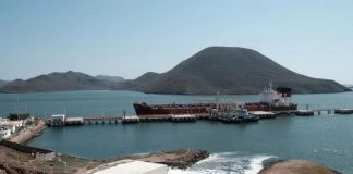 Pueblos indígenas anuncian la toma indefinida de planta de amoniaco en Sinaloa