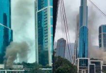 #VIDEO // Incendio en restaurante de San Pedro moviliza a cuerpos de emergencia; evacúan a 350 personas