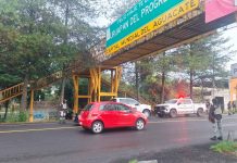 Localizan a joven mujer sin vida en el puente del Cetis 27, sobre la carretera Uruapan-Paracho