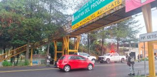 Localizan a joven mujer sin vida en el puente del Cetis 27, sobre la carretera Uruapan-Paracho