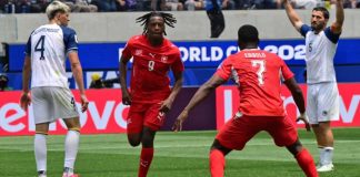 Suiza golea a Bosnia y Herzegovina y toma el liderato del Grupo B