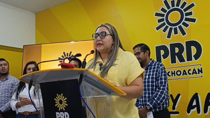 veronica-garcia-prd-michoacan-brissa-arroyo-bancada-congreso