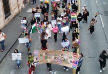 Contramarcha LGBTIQ+ en Morelia exige atender discriminación, salud y violencia; critica mercantilización del Orgullo