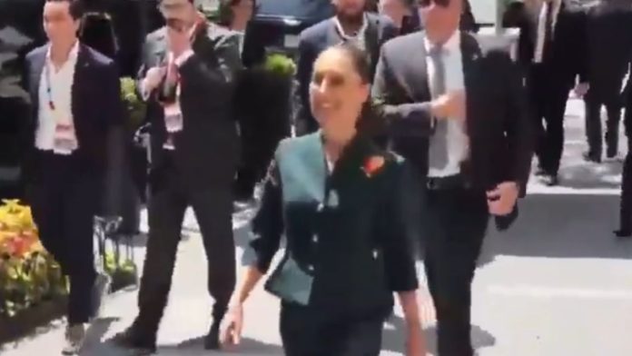 Ovación mexicana recibe a Sheinbaum en Nueva York