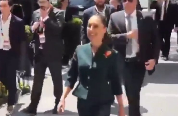 #VIDEO || Ovación mexicana recibe a Sheinbaum en Nueva York antes de la gran final
