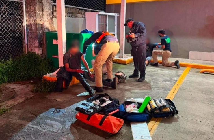 Pareja herida en accidente de motocicleta, en el Boulevard Industrial